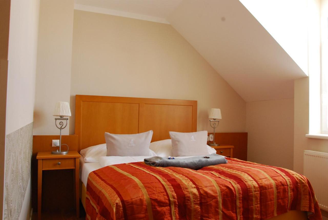 Winzerhotel Gumpoldskirchen Dış mekan fotoğraf