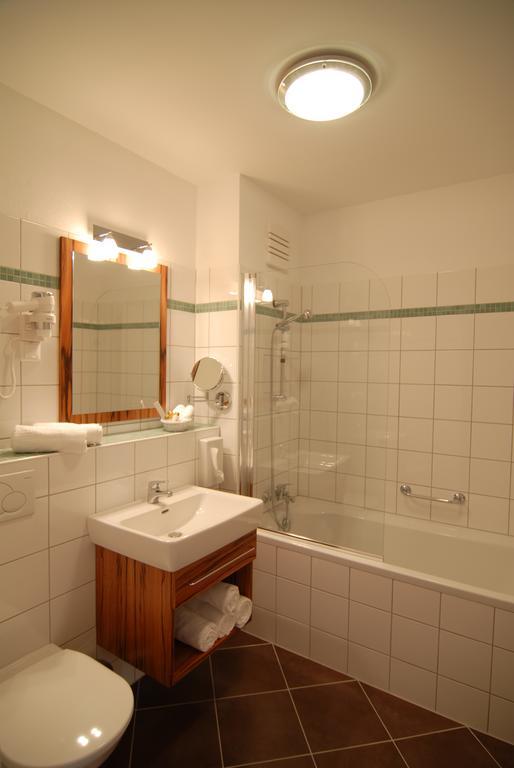 Winzerhotel Gumpoldskirchen Oda fotoğraf